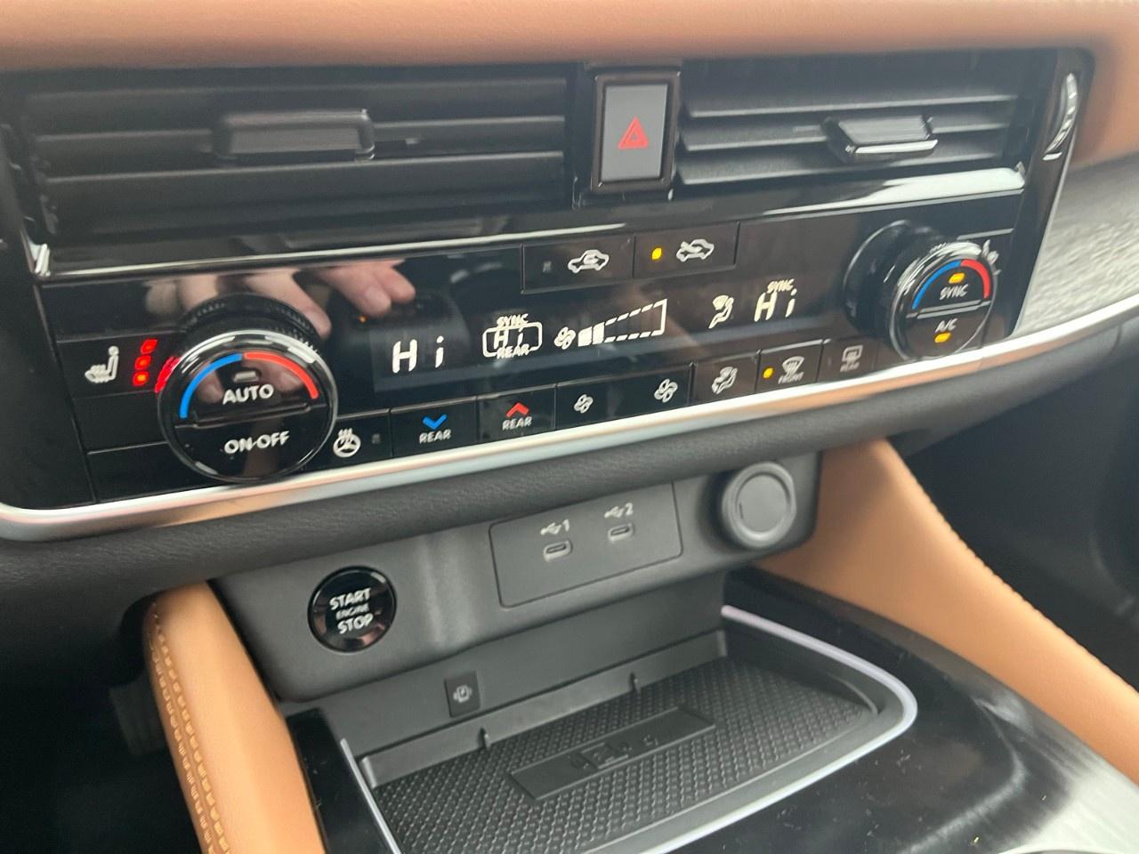 2026 Nissan Rogue AWD Platinum Photo