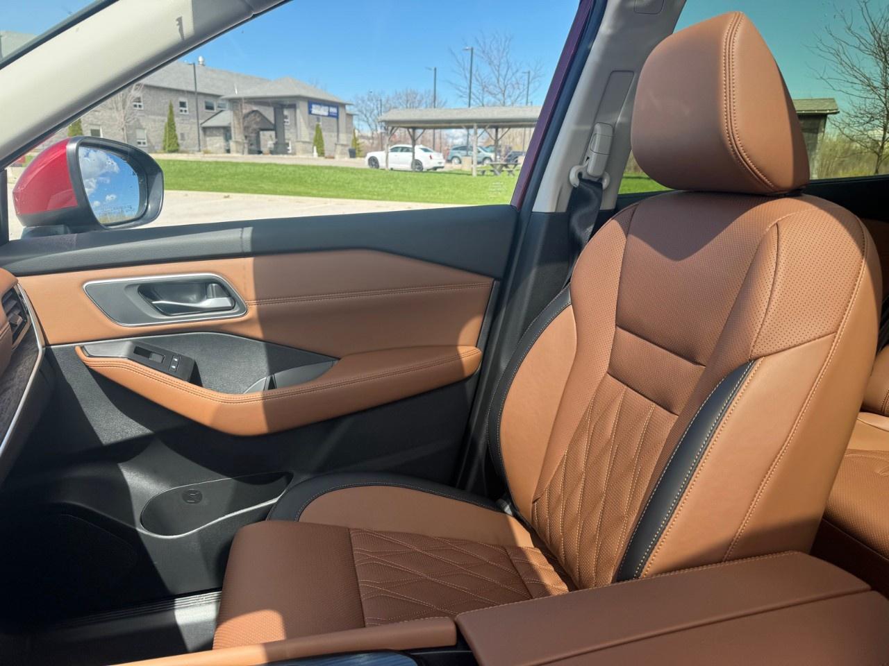 2026 Nissan Rogue AWD Platinum Photo