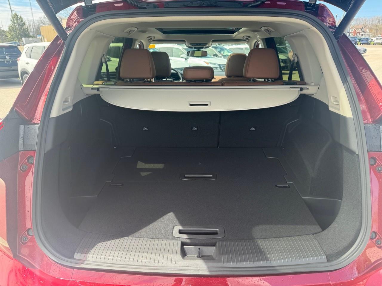 2026 Nissan Rogue AWD Platinum Photo