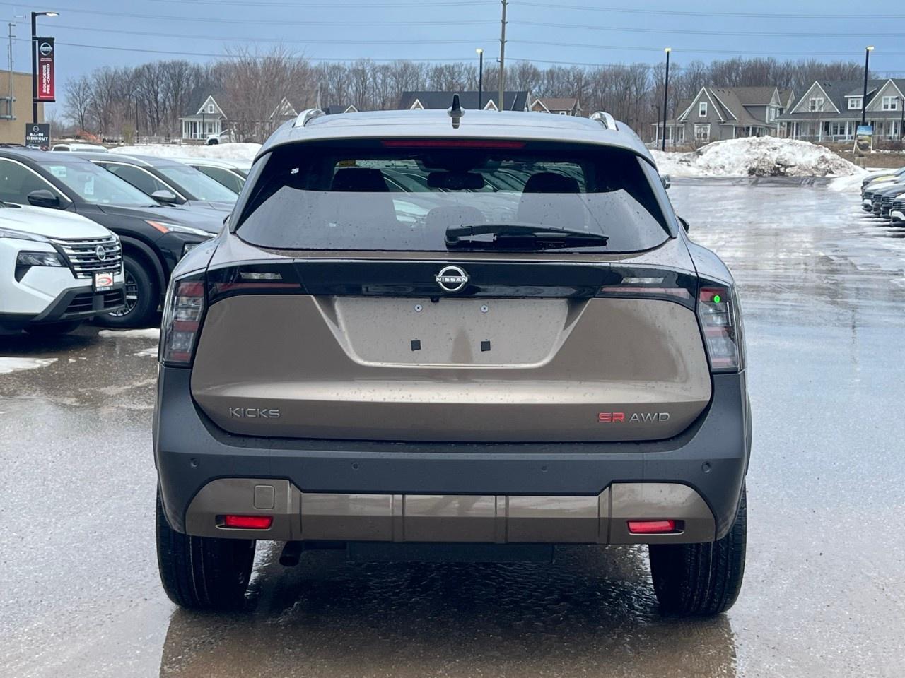 2026 Nissan Kicks SR AWD Photo