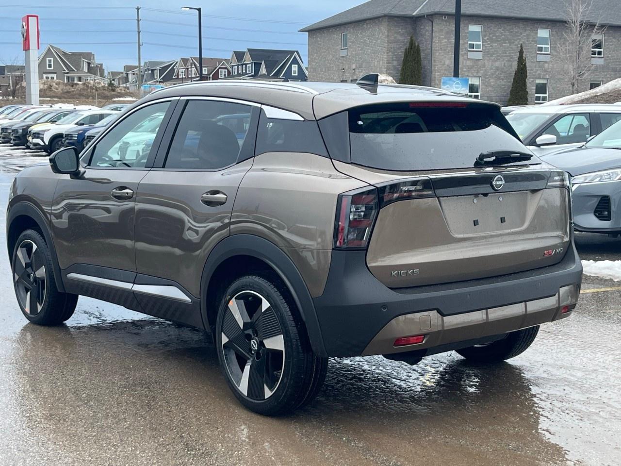 2026 Nissan Kicks SR AWD Photo