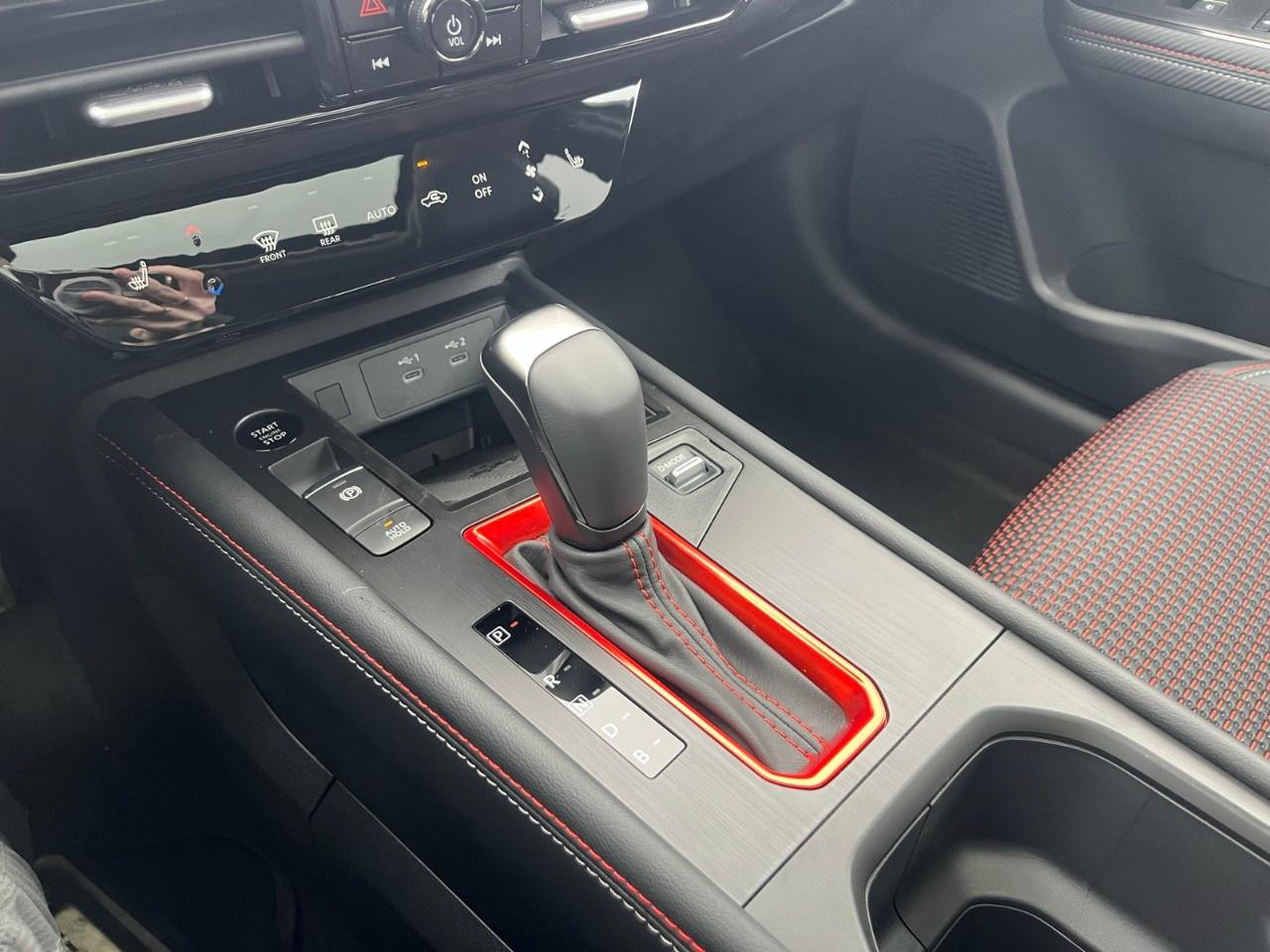 2026 Nissan Kicks SR AWD Photo