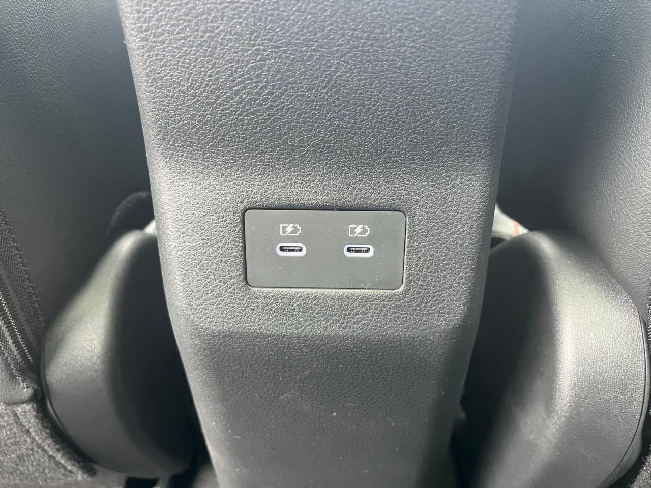 2026 Nissan Kicks SR AWD Photo