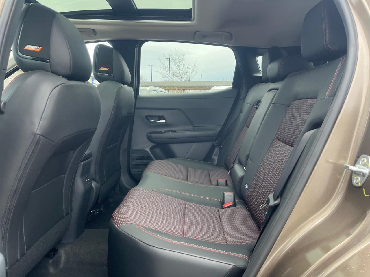 2026 Nissan Kicks SR AWD Photo