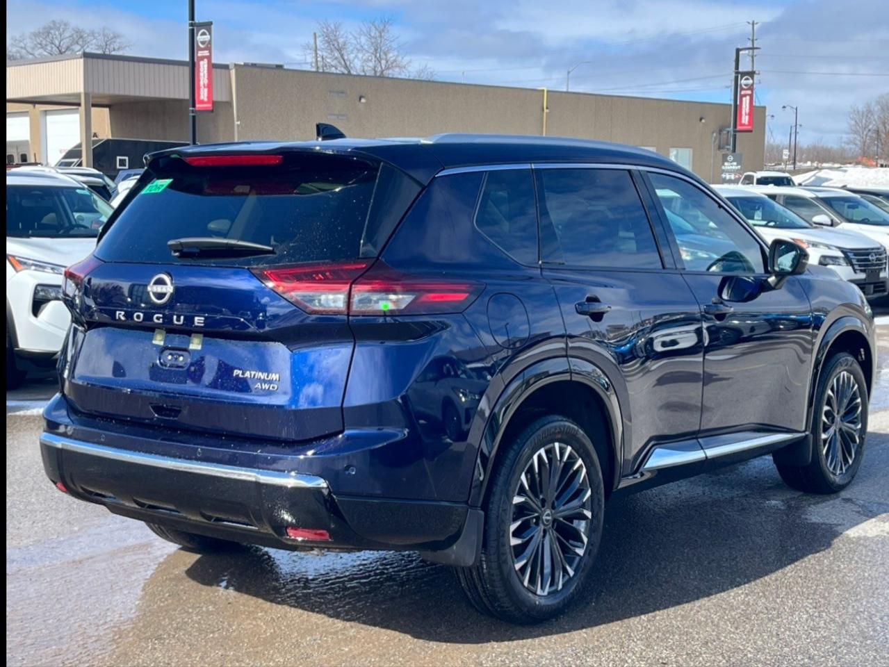 2026 Nissan Rogue AWD Platinum Photo