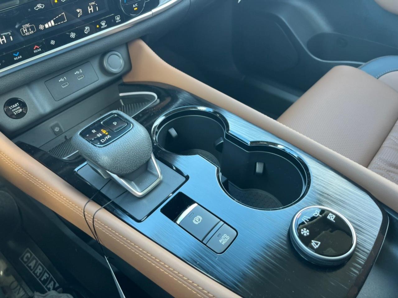 2026 Nissan Rogue AWD Platinum Photo