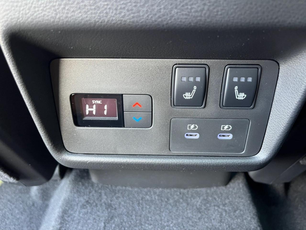 2026 Nissan Rogue AWD Platinum Photo