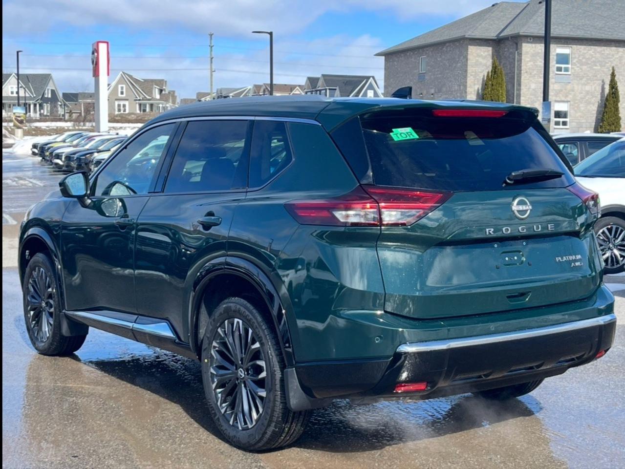 2026 Nissan Rogue AWD Platinum Photo