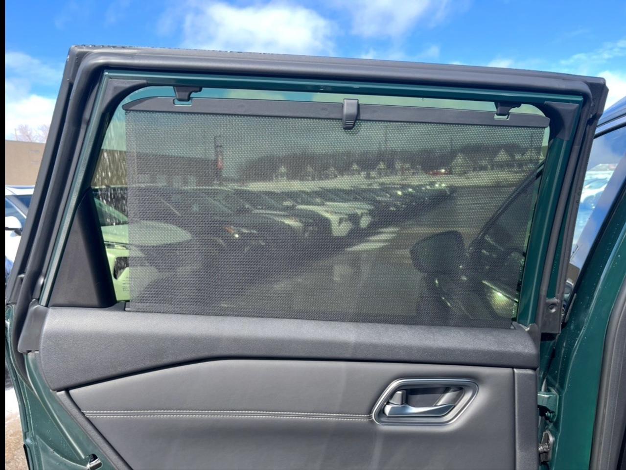 2026 Nissan Rogue AWD Platinum Photo