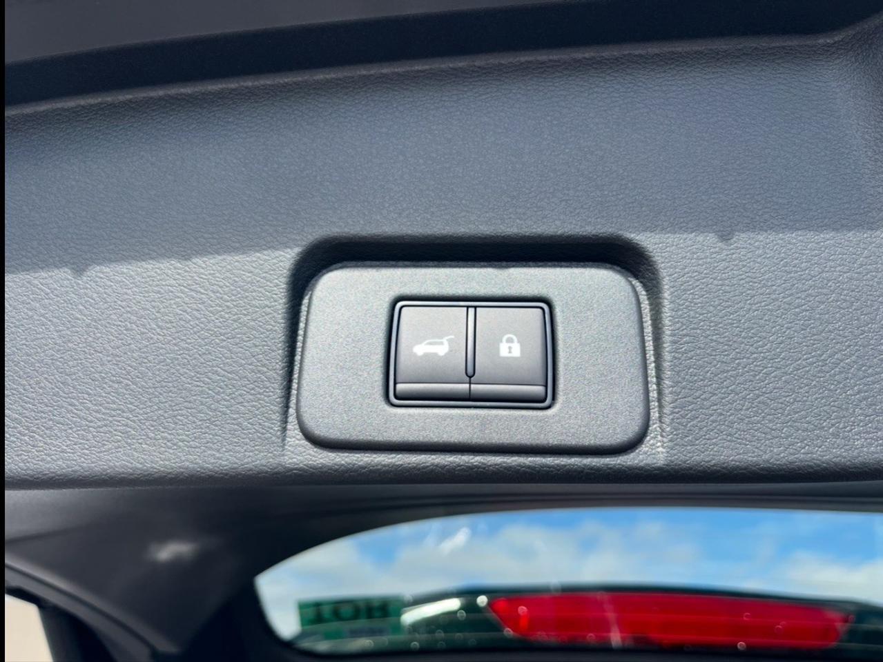 2026 Nissan Rogue AWD Platinum Photo