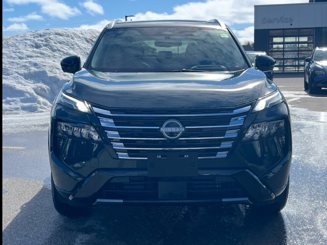 2026 Nissan Rogue AWD Platinum Photo