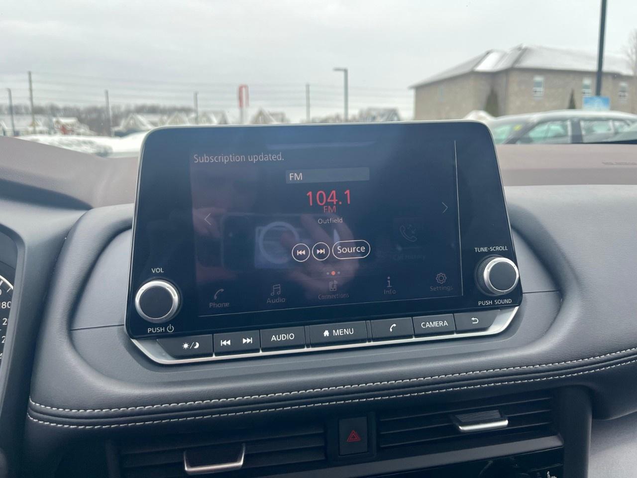 2023 Nissan Rogue Midnight Edition Photo