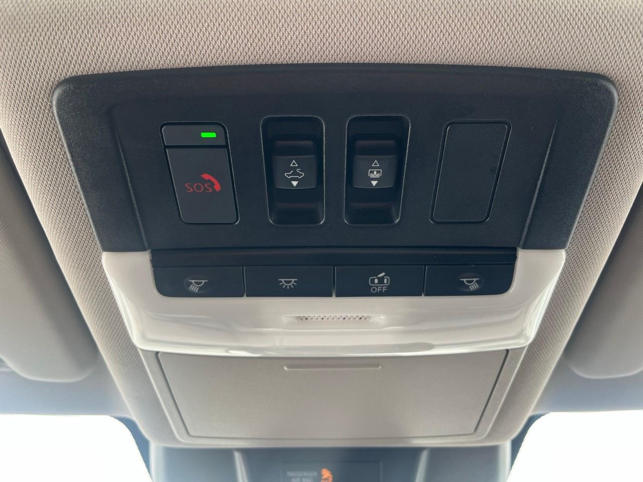 2023 Nissan Rogue Midnight Edition Photo