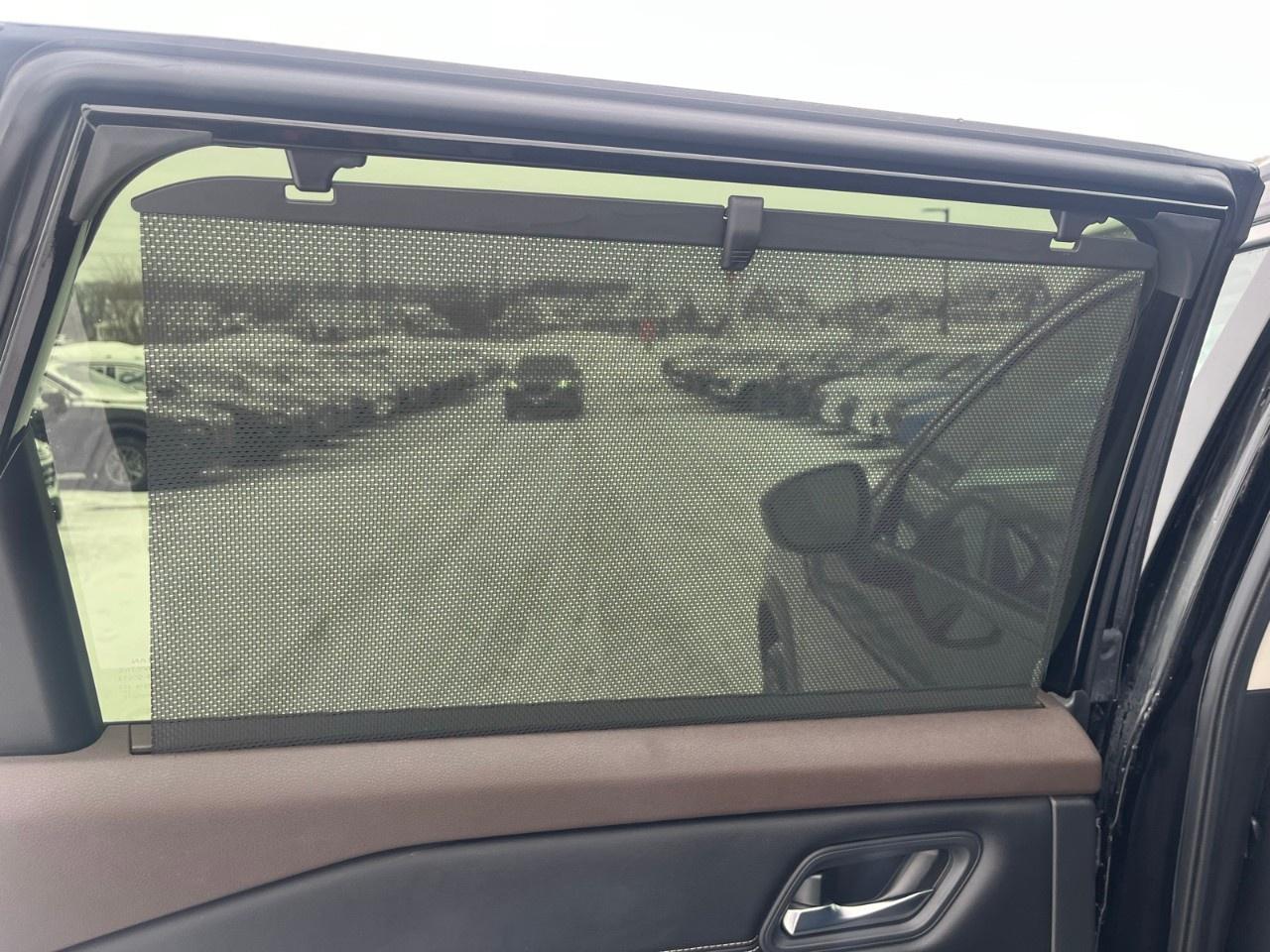 2023 Nissan Rogue Midnight Edition Photo