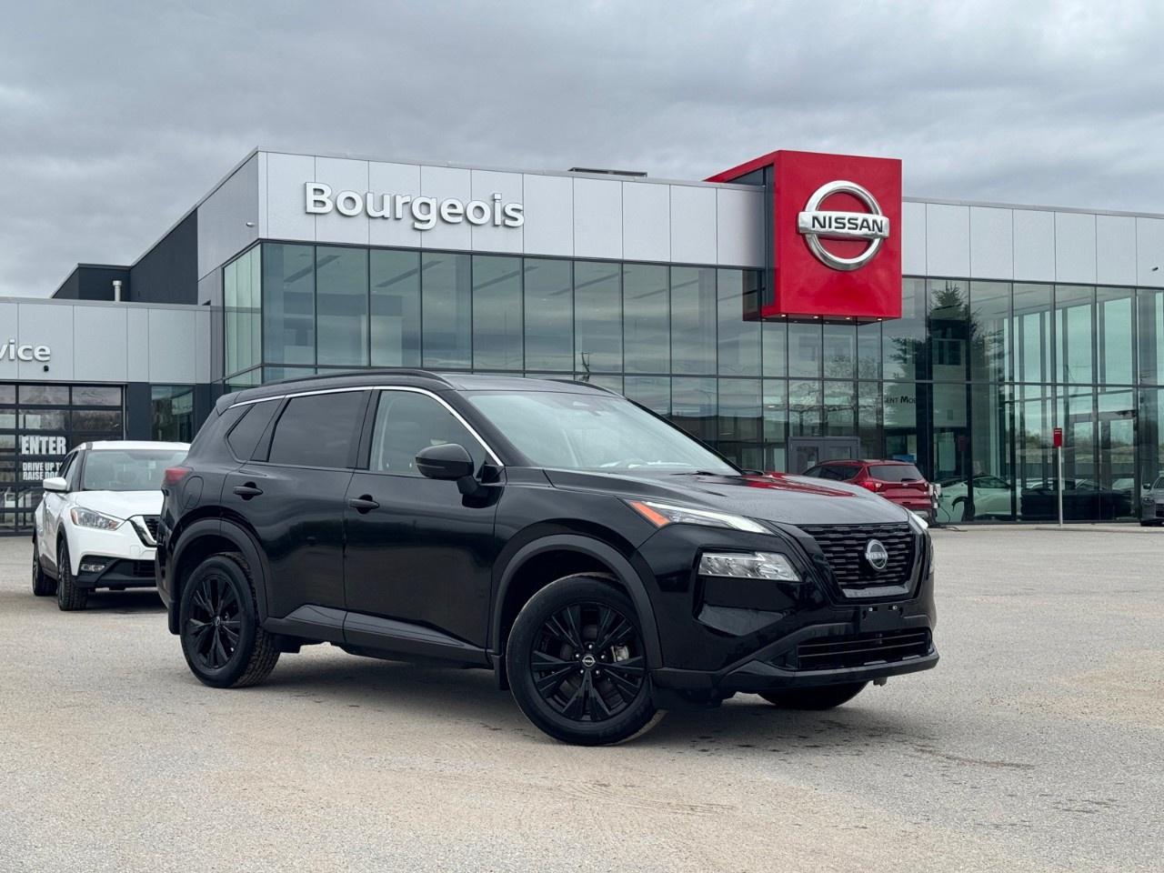 2023 Nissan Rogue Midnight Edition Photo