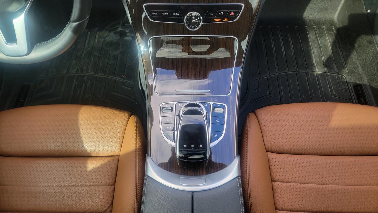 2022 Mercedes-Benz C-Class  Photo