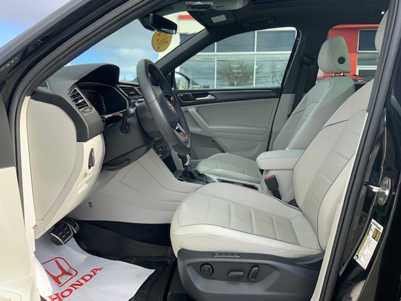 2024 Volkswagen Tiguan Highline R-line Photo