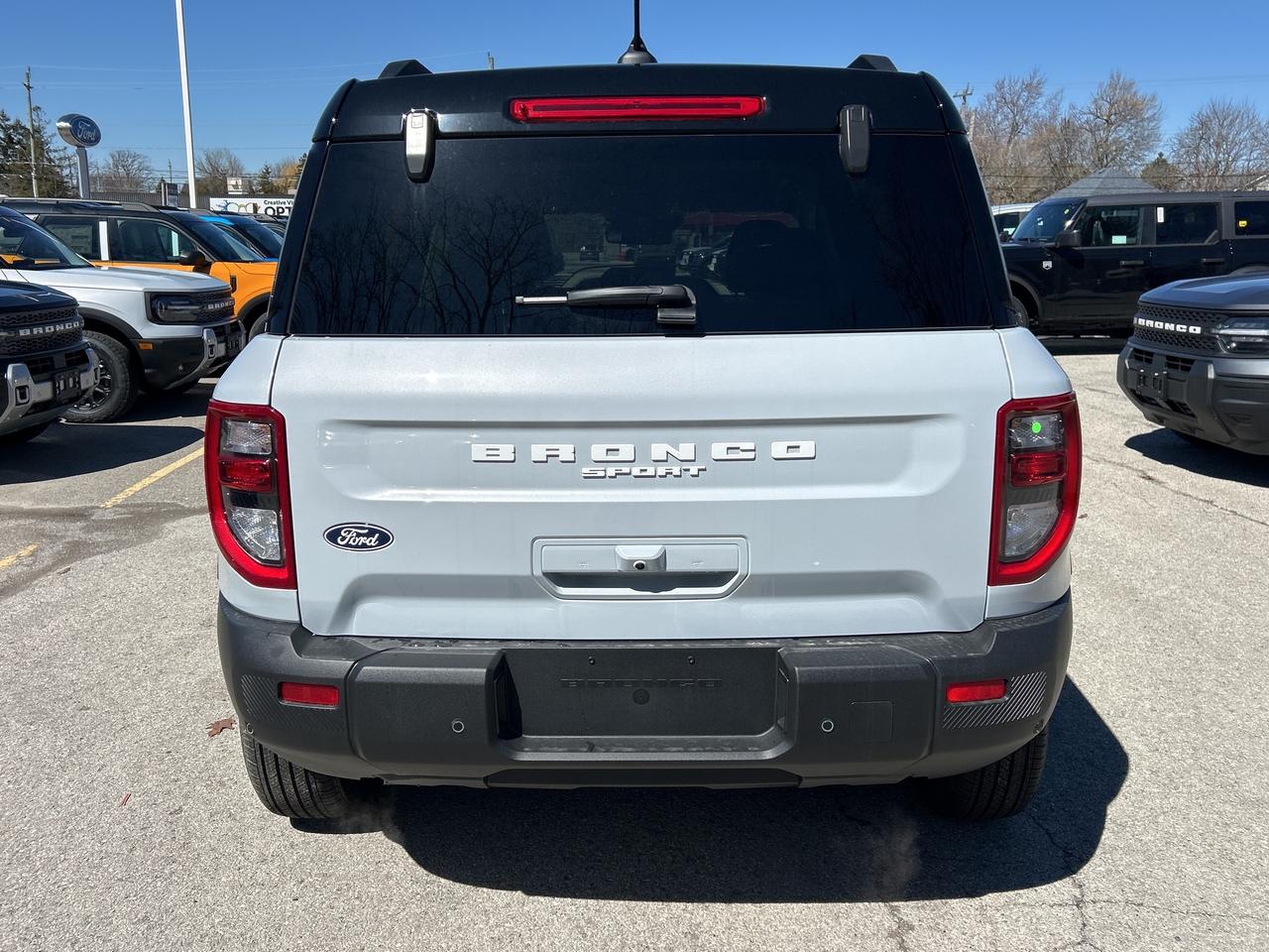 2026 Ford Bronco Sport OUTER BANKS 4x4 300A Photo3