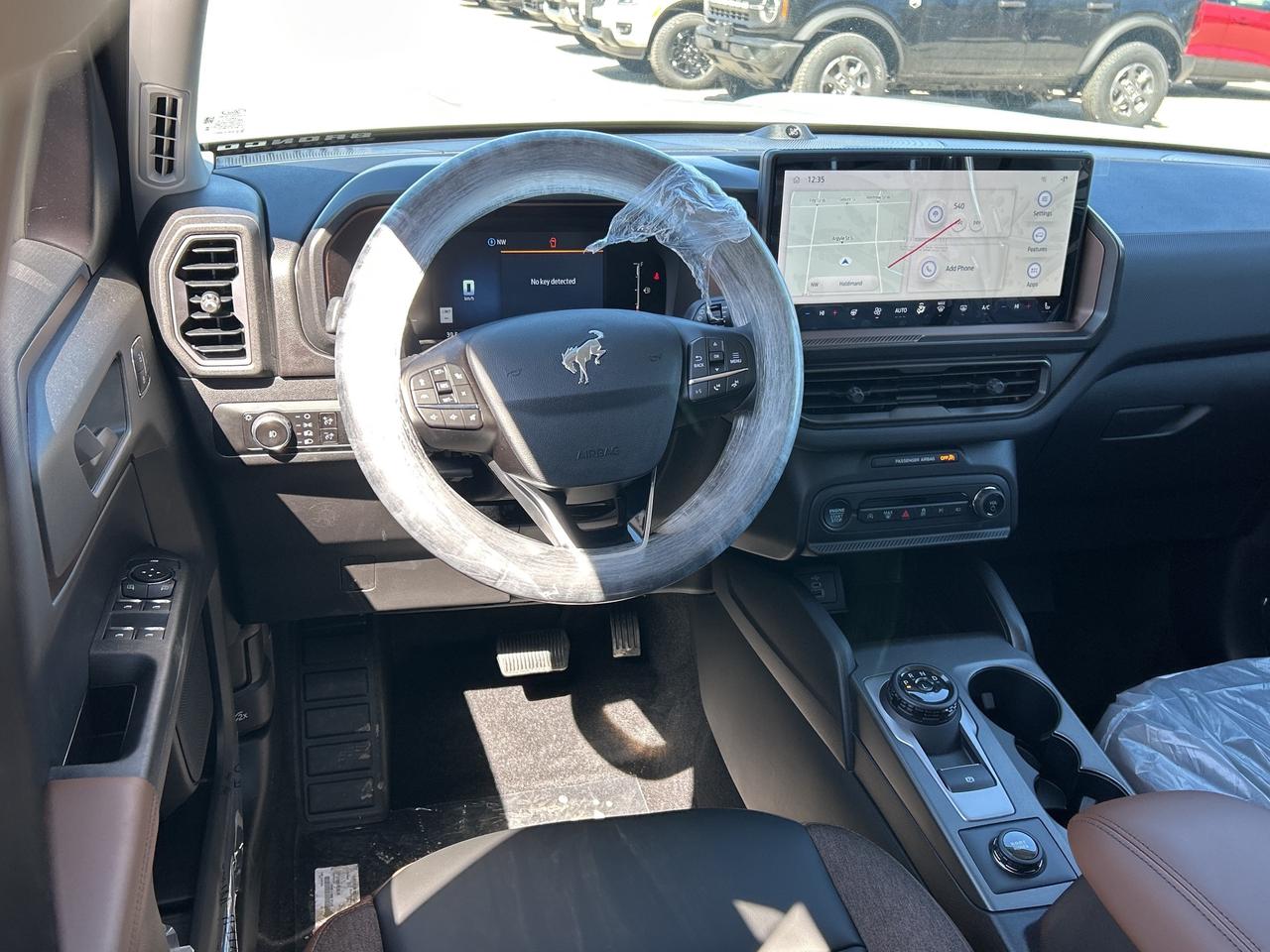 2026 Ford Bronco Sport OUTER BANKS 4x4 300A Photo
