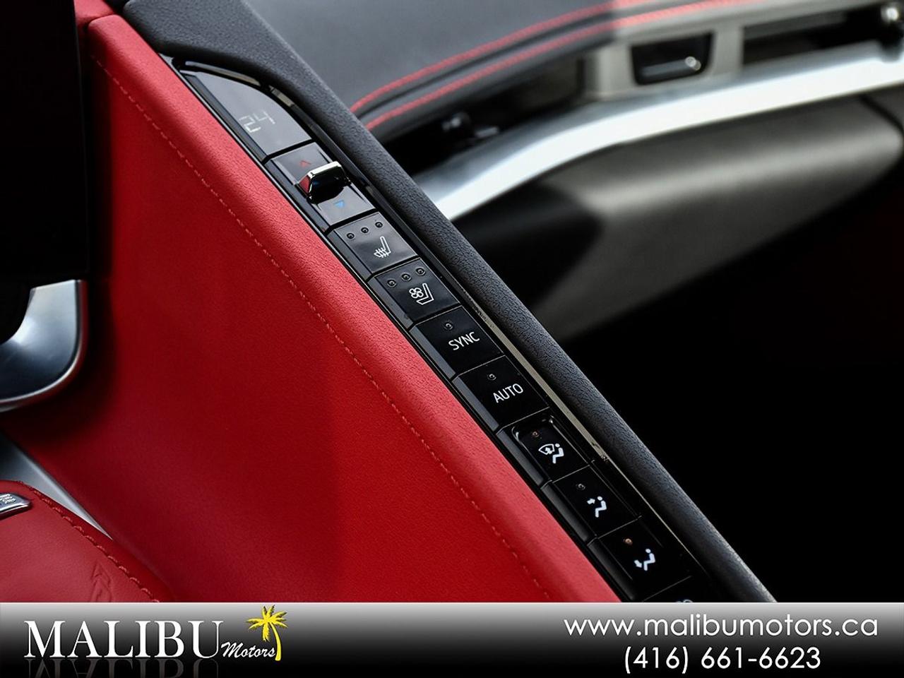 2024 Chevrolet Corvette 2LT Photo