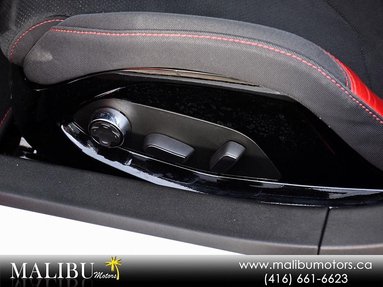 2024 Chevrolet Corvette 2LT Photo