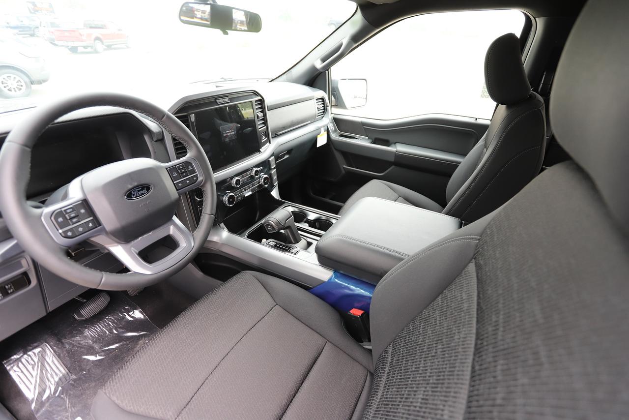 2026 Ford F-150 XLT 4WD SuperCrew 5.5' Box Photo