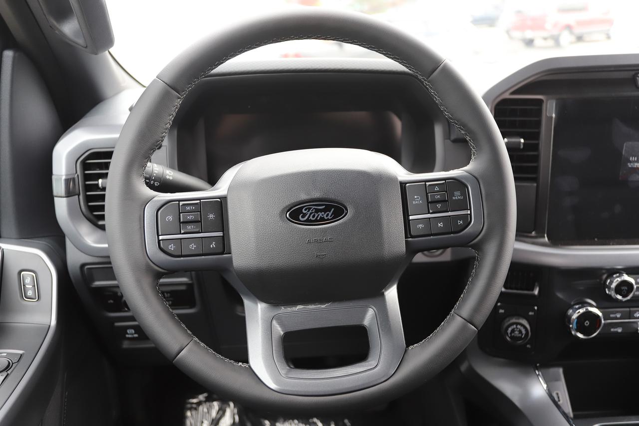 2026 Ford F-150 XLT 4WD SuperCrew 5.5' Box Photo