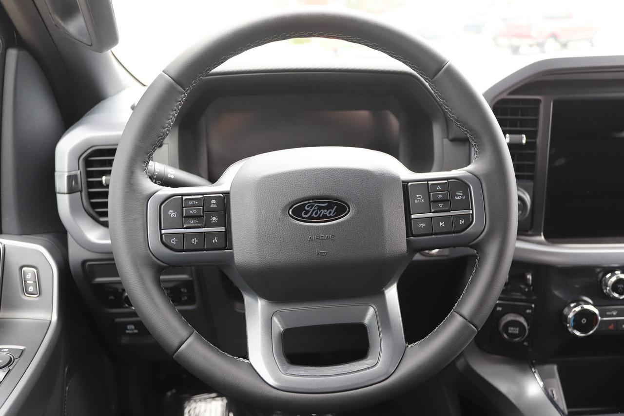 2026 Ford F-150 XLT 4WD SuperCrew 5.5' Box Photo