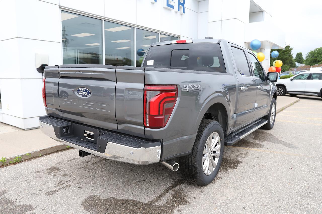 2026 Ford F-150 Lariat 4WD SuperCrew 5.5' Box Photo3