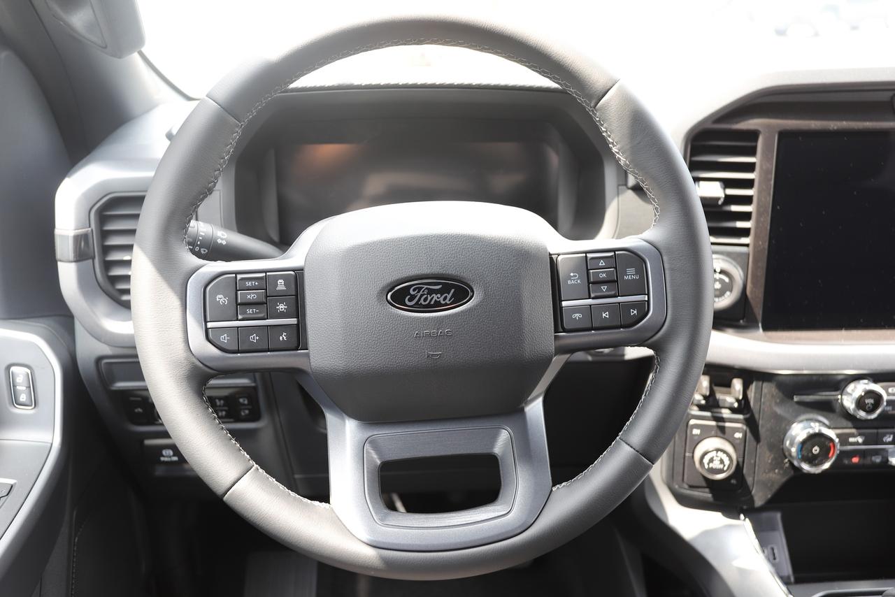 2026 Ford F-150 XLT 4WD SuperCrew 5.5' Box Photo
