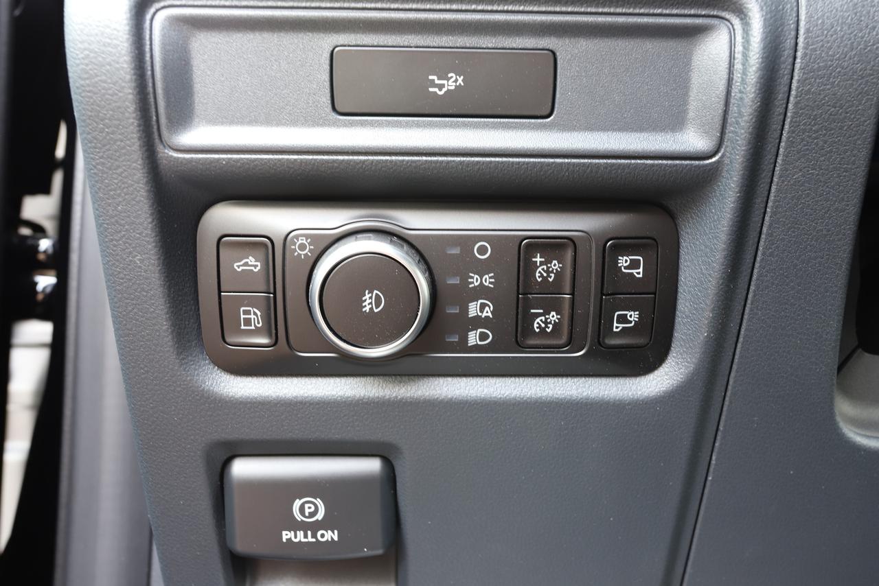 2026 Ford F-150 XLT 4WD SuperCrew 5.5' Box Photo