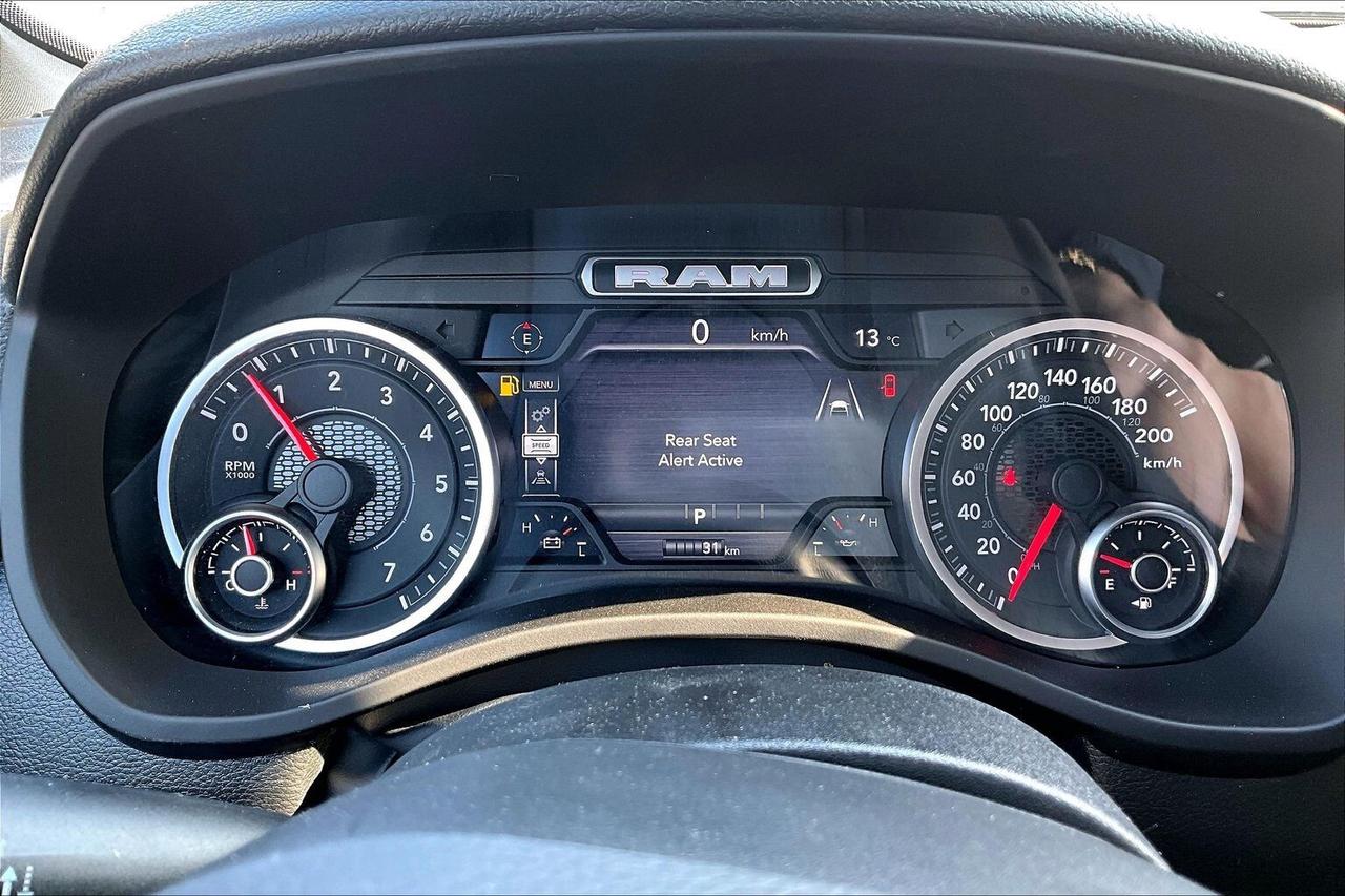 2026 RAM 1500 EXPRESS | Blackout | 8.4" TOUCHSCREEN | 4X4 Photo