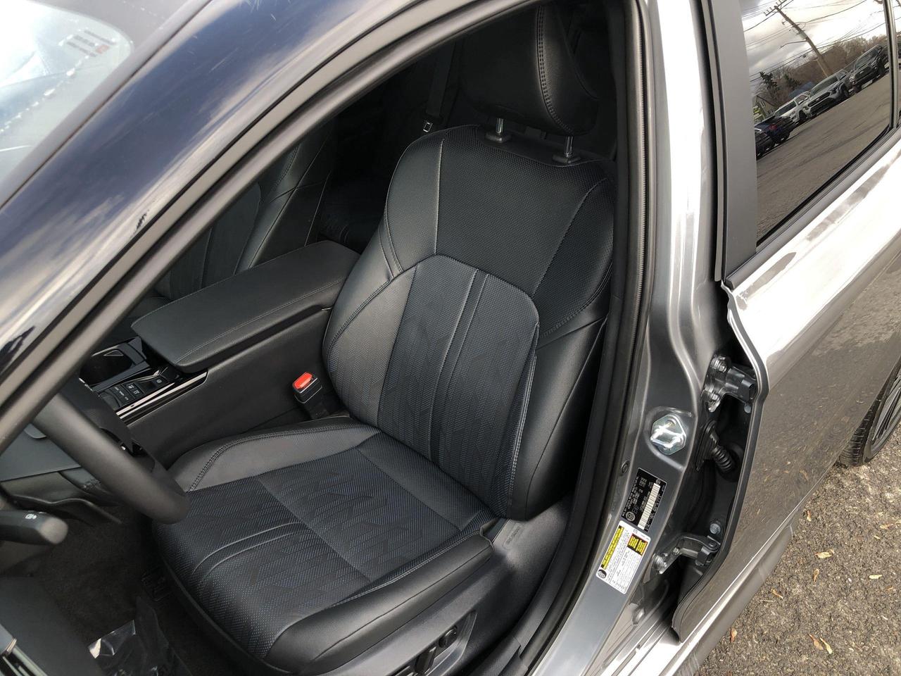 2026 Toyota Camry XSE AWD HYBRID!!  LEATHER, PANO.ROOF, NAVI, HUDS, Photo