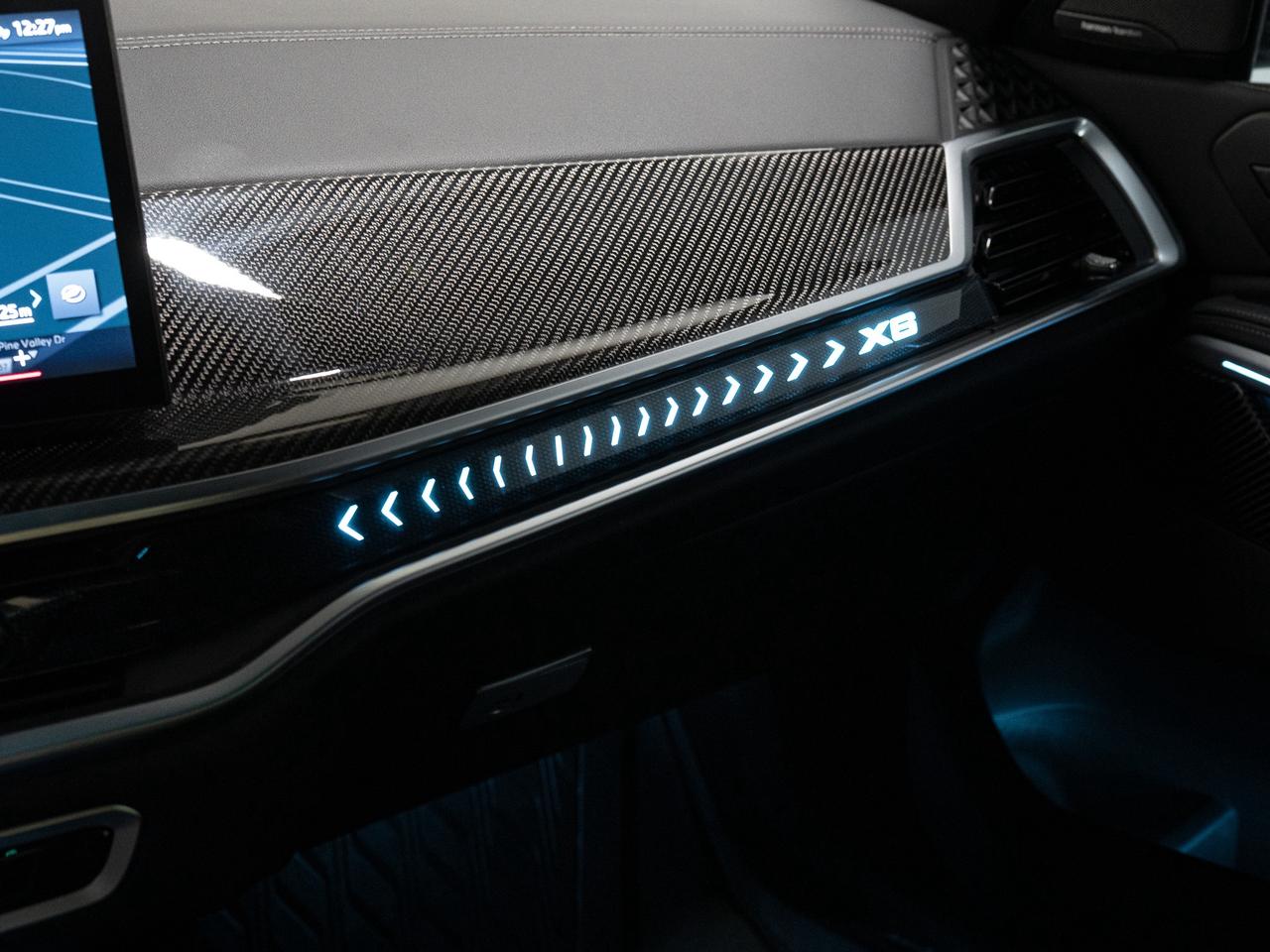 2025 BMW X6 XDRIVE40I | M-SPORT PRO | PREMIUM ENHANCED | 22 IN Photo