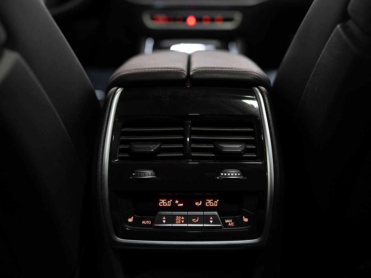2025 BMW X6 XDRIVE40I | M-SPORT PRO | PREMIUM ENHANCED | 22 IN Photo