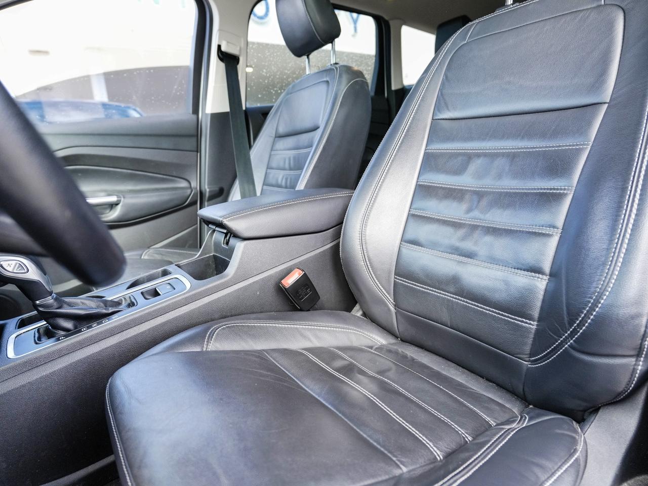 2018 Ford Escape SEL | LEATHER | PANO ROOF | AWD SOLD AS IS!!!! Photo