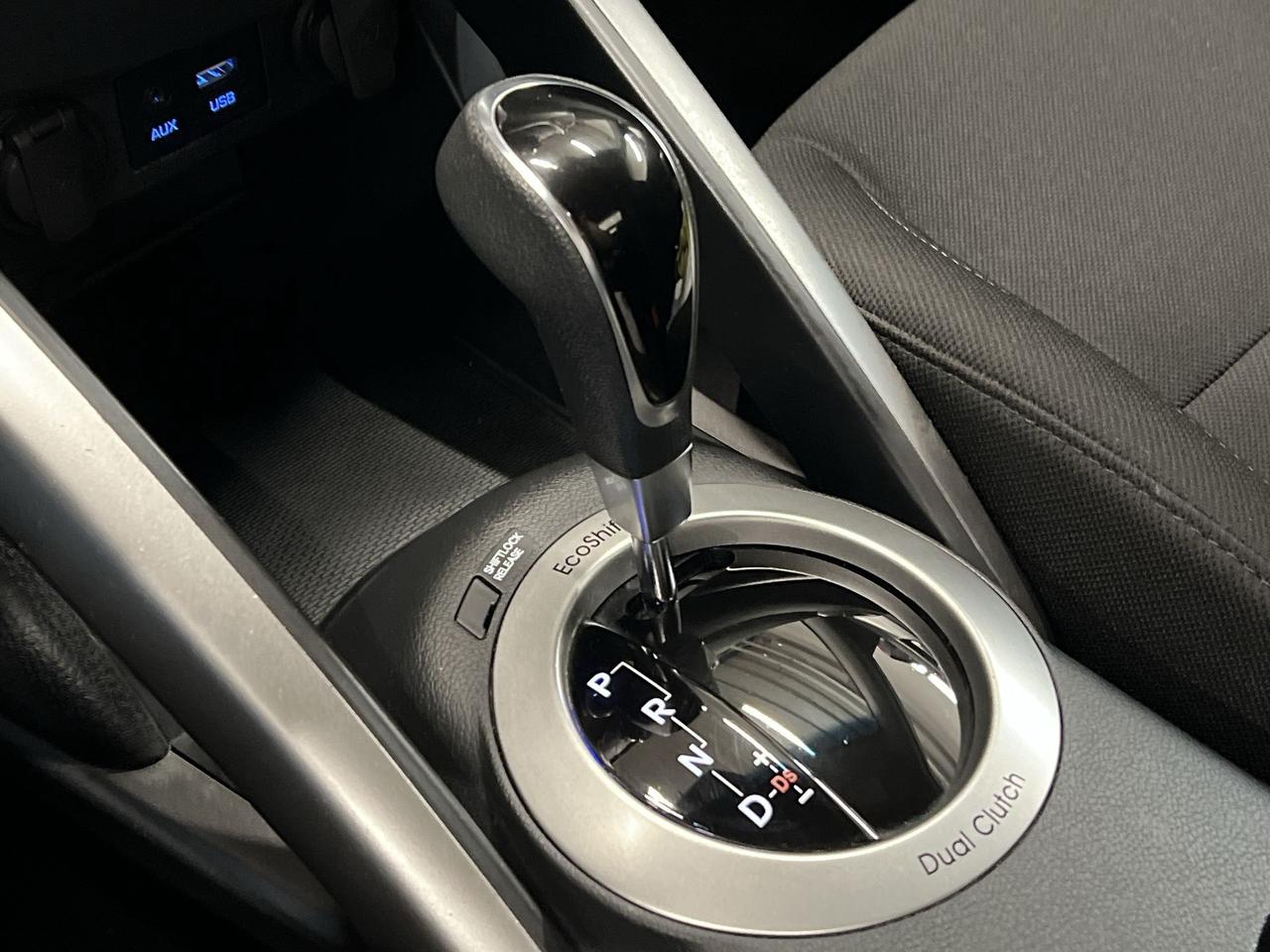 2016 Hyundai Veloster AUTO | ONLY 72,000KMS! | BLUETOOTH | A/C | CRUISE Photo