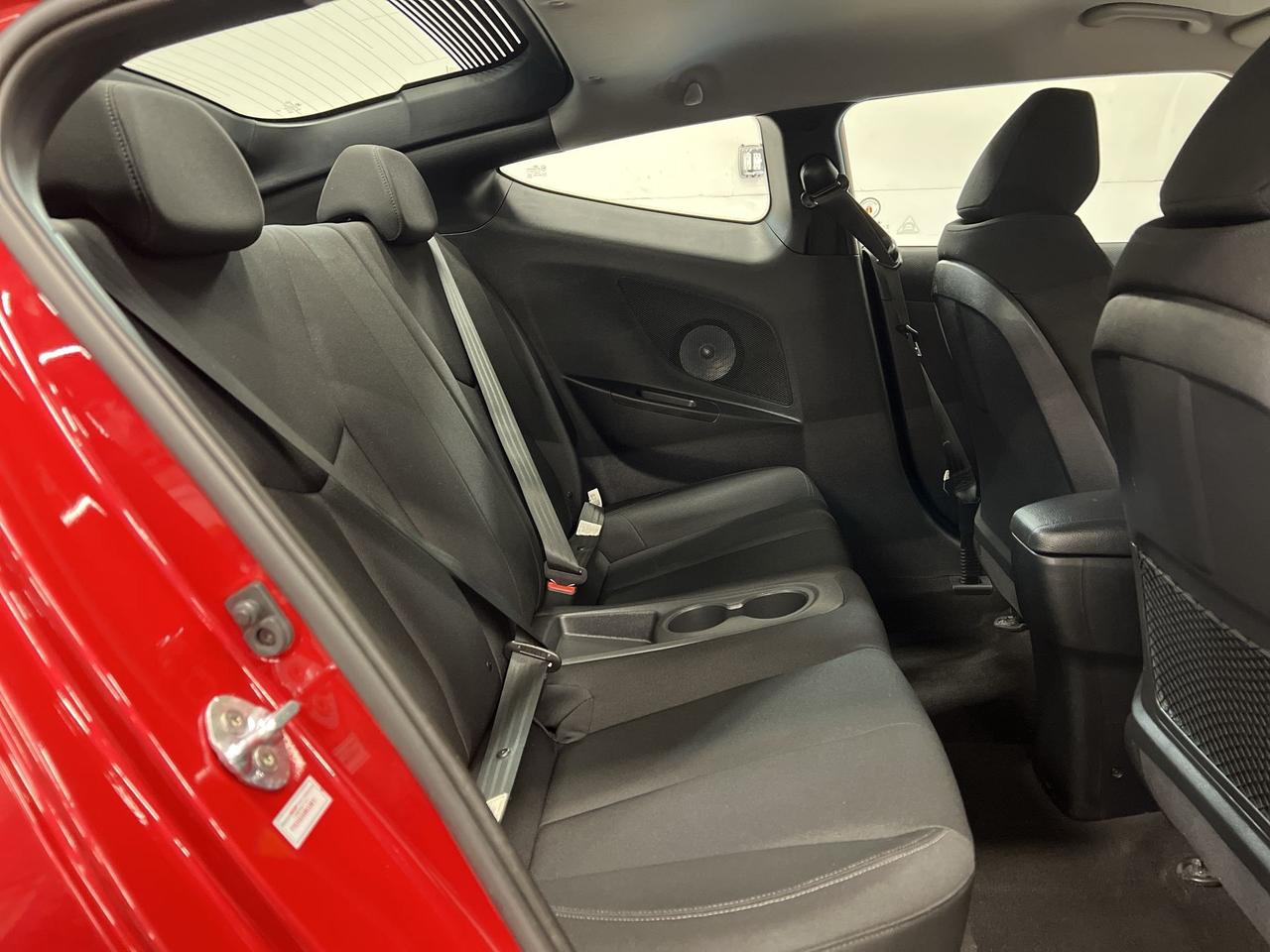 2016 Hyundai Veloster AUTO | ONLY 72,000KMS! | BLUETOOTH | A/C | CRUISE Photo