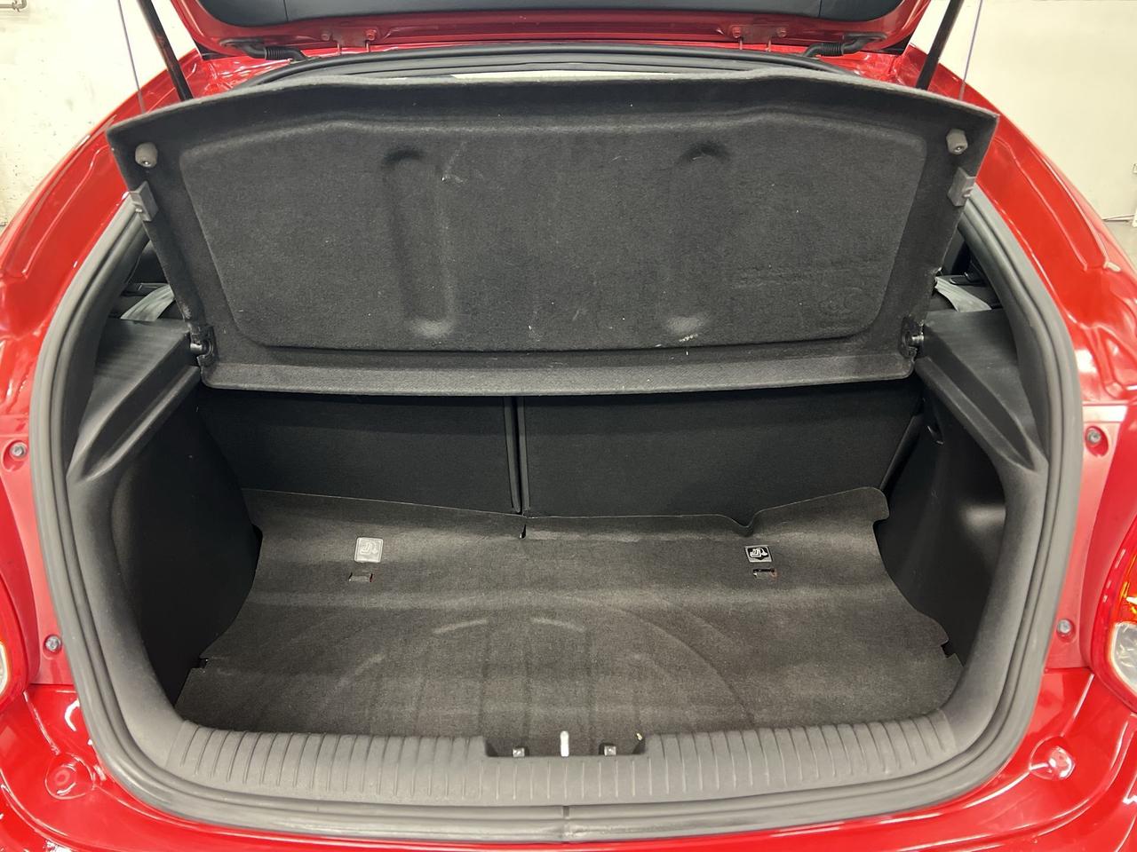 2016 Hyundai Veloster AUTO | ONLY 72,000KMS! | BLUETOOTH | A/C | CRUISE Photo