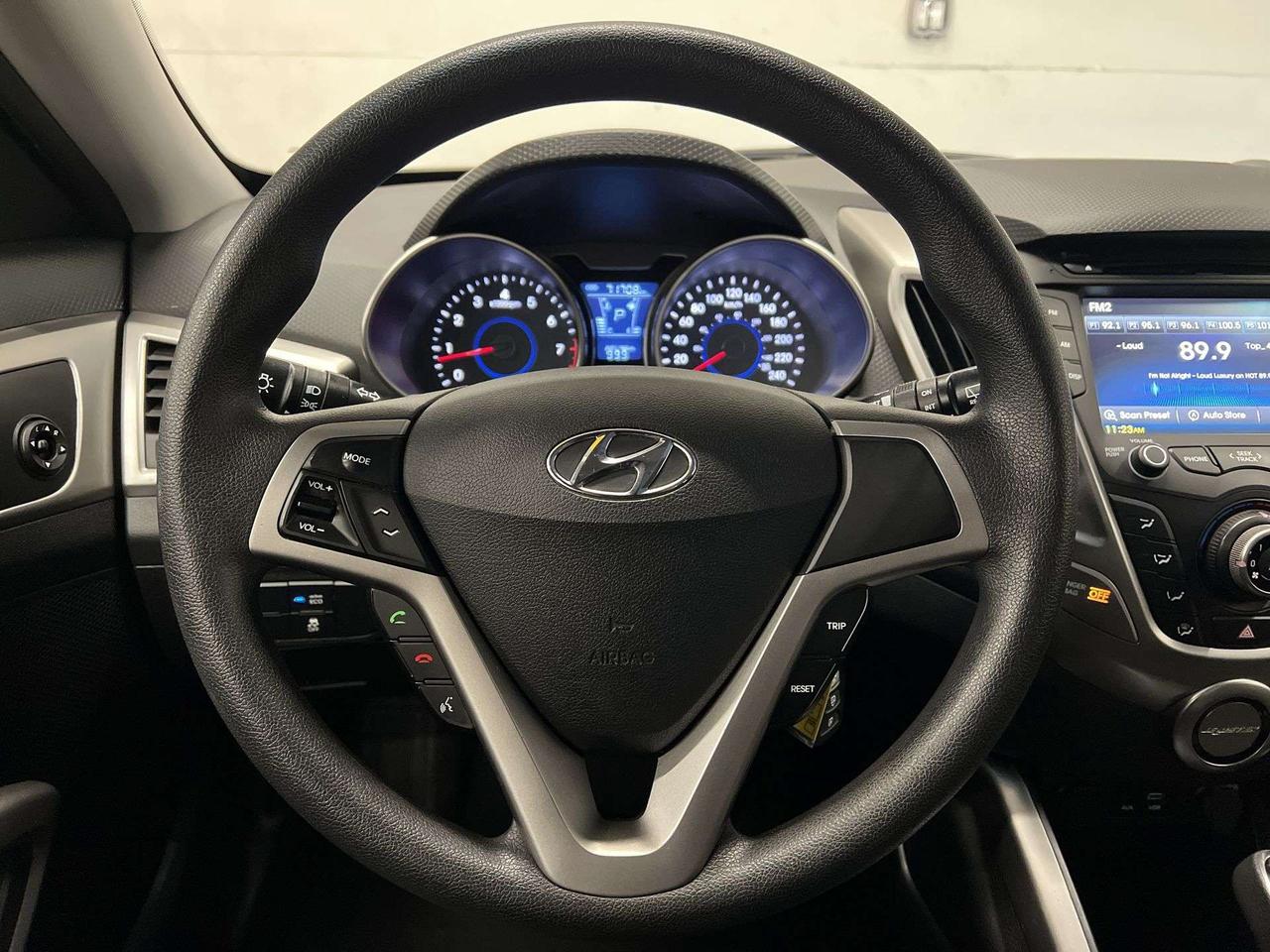 2016 Hyundai Veloster AUTO | ONLY 72,000KMS! | BLUETOOTH | A/C | CRUISE Photo