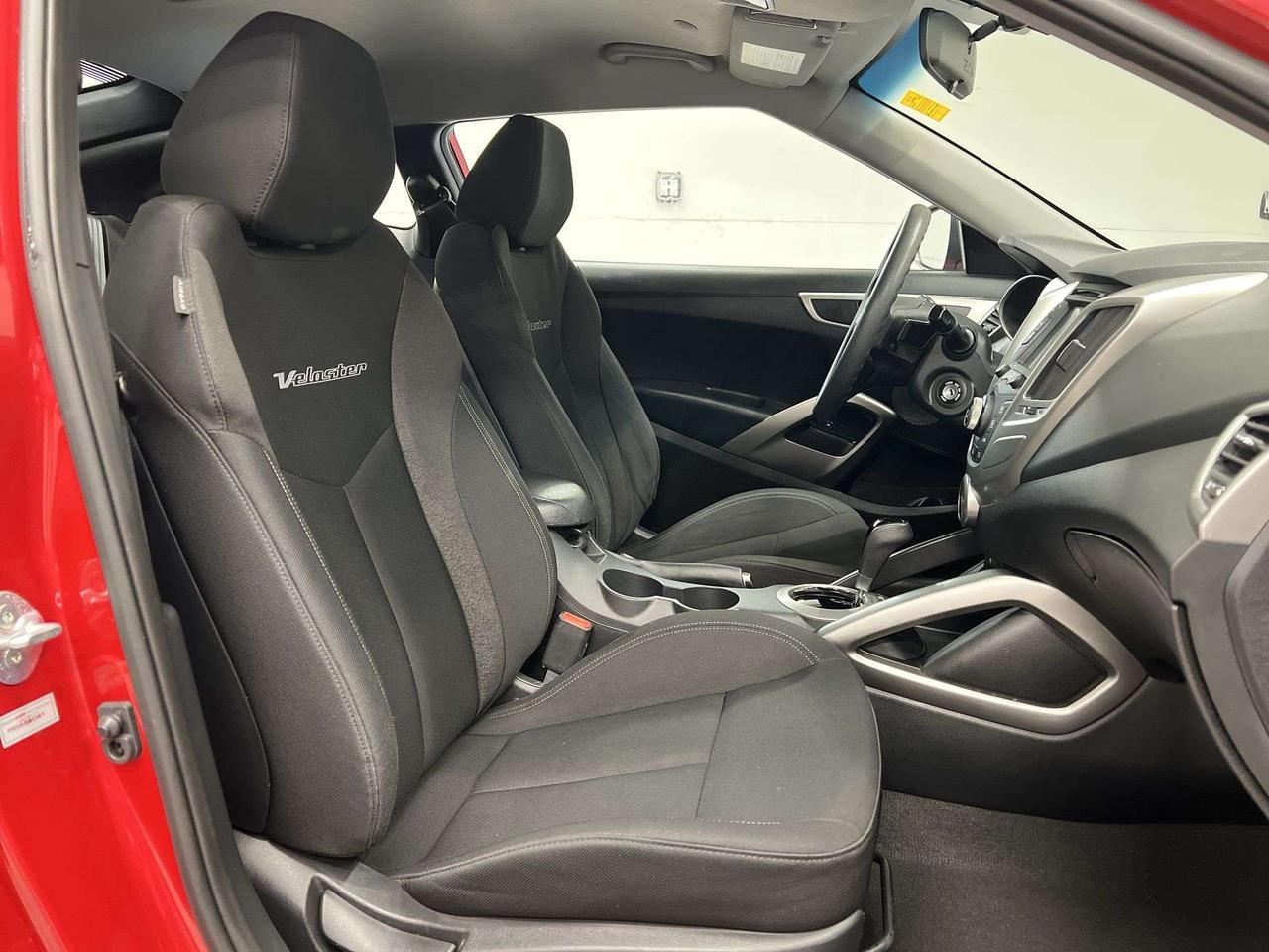 2016 Hyundai Veloster AUTO | ONLY 72,000KMS! | BLUETOOTH | A/C | CRUISE Photo