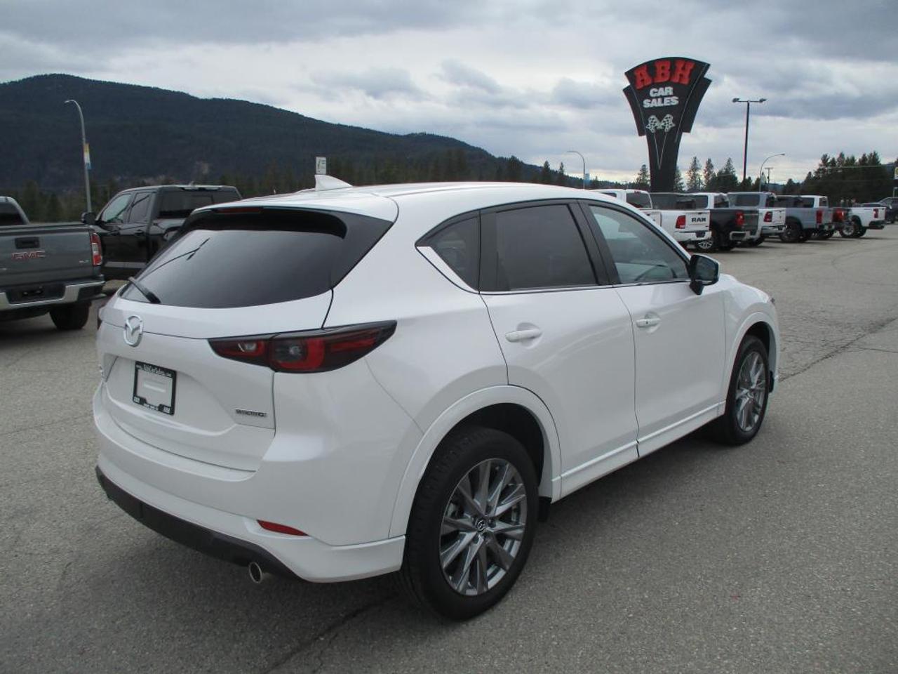 2025 Mazda CX-5 GT Photo