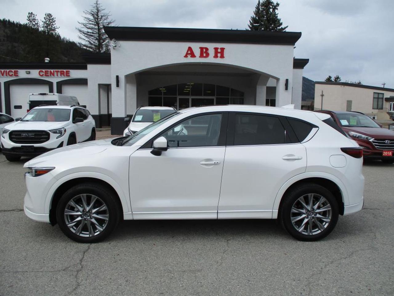 2025 Mazda CX-5 GT Photo