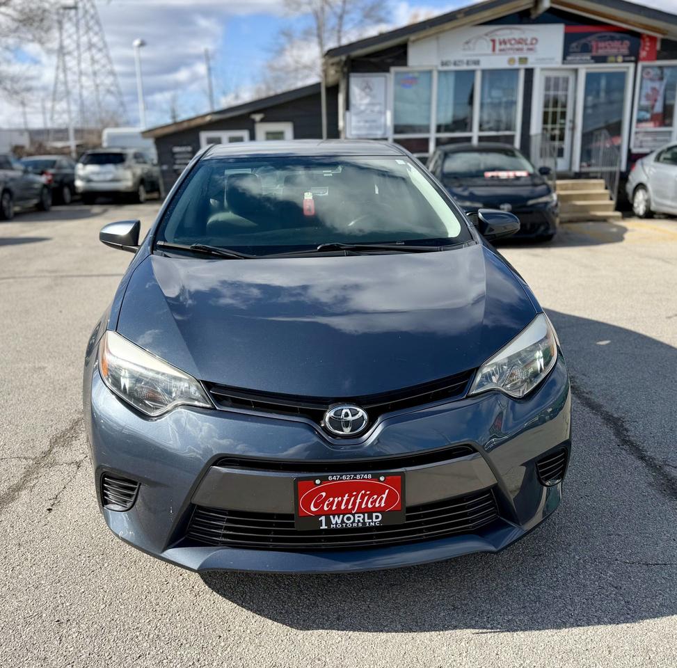 2015 Toyota Corolla LE Photo0