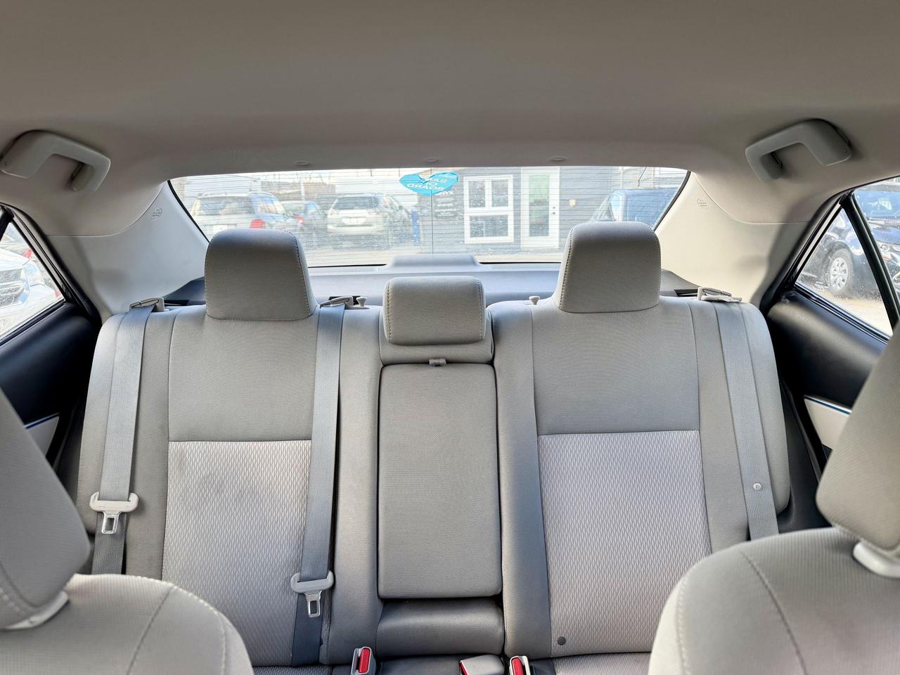 2015 Toyota Corolla LE Photo