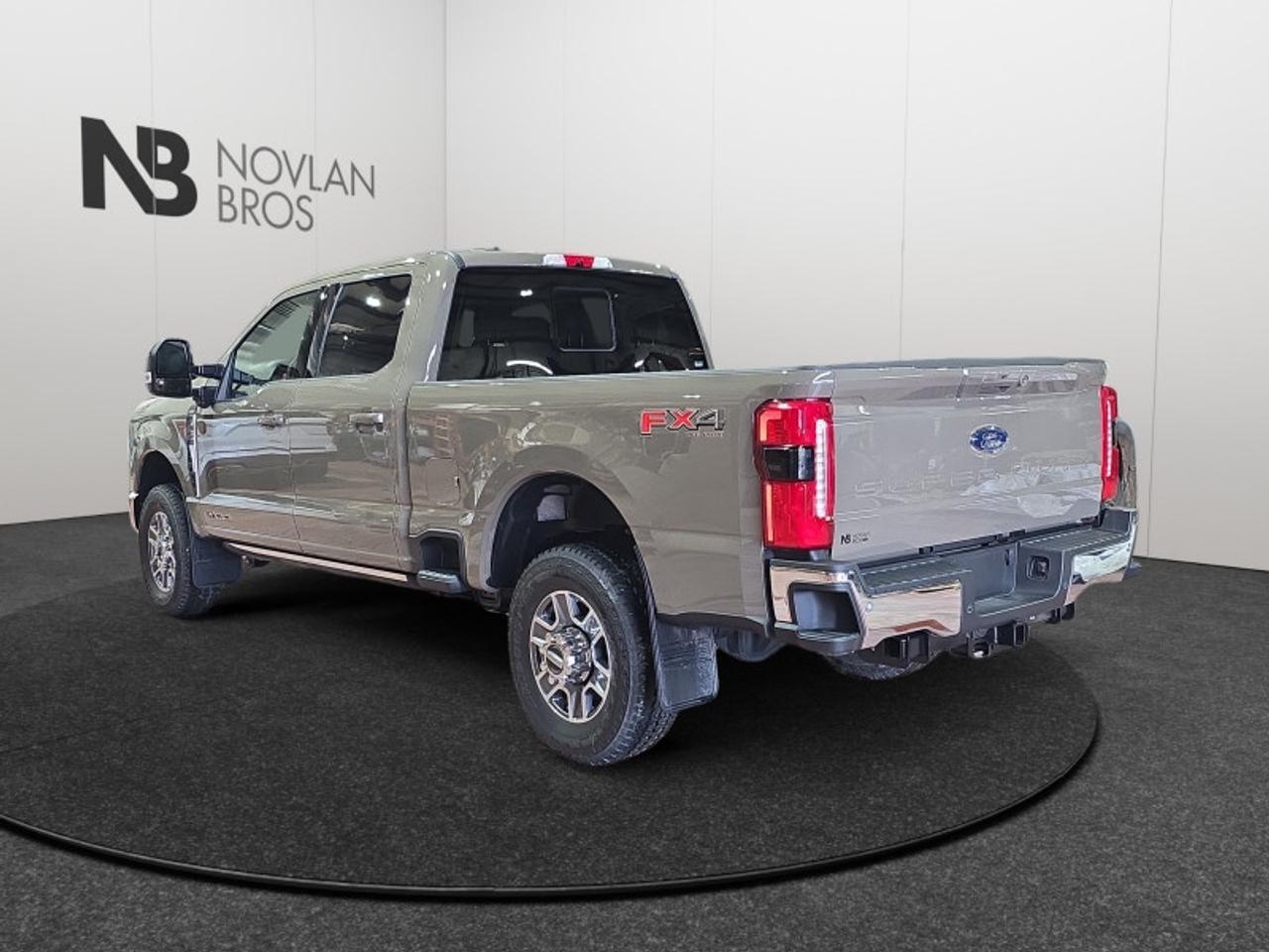2026 Ford F-350 Super Duty Lariat  - Power Stroke Photo3