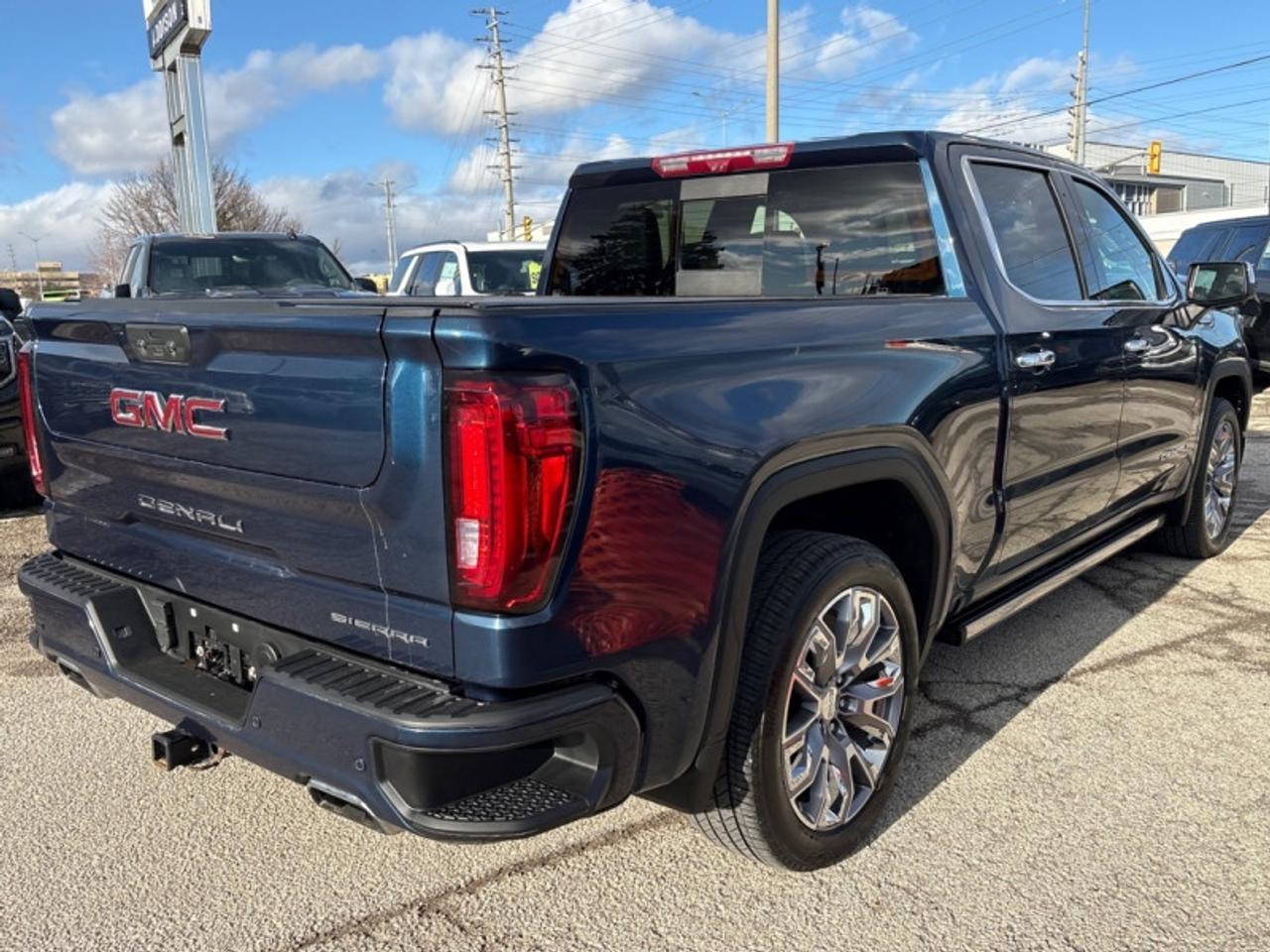 2023 GMC Sierra 1500 Denali  RESERVE PACKAGE Photo