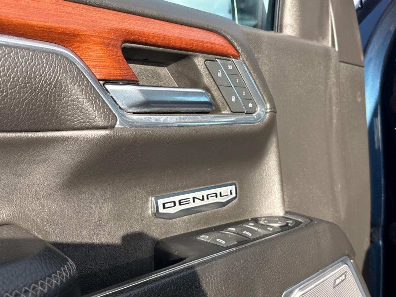 2023 GMC Sierra 1500 Denali  RESERVE PACKAGE Photo