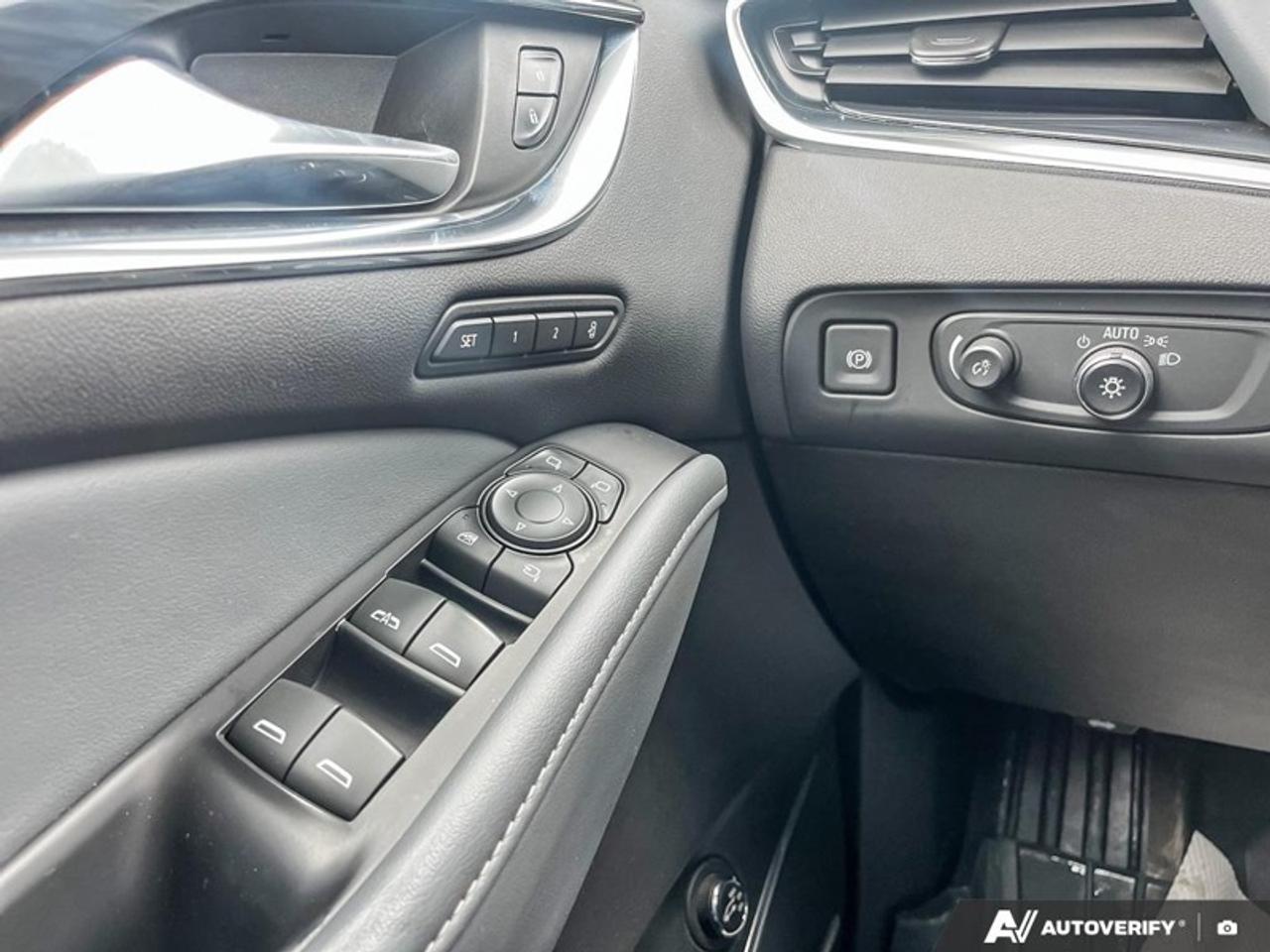 2021 Buick Enclave Premium  PREMIUM. AWD. SUNROOF, LEATHER Photo