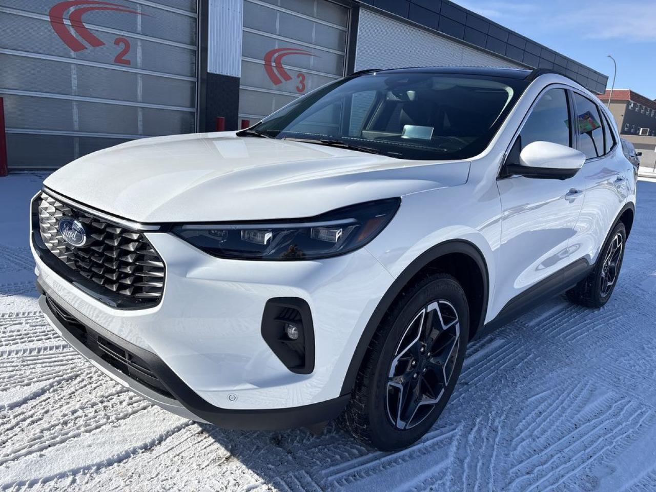 2026 Ford Escape Platinum Photo1